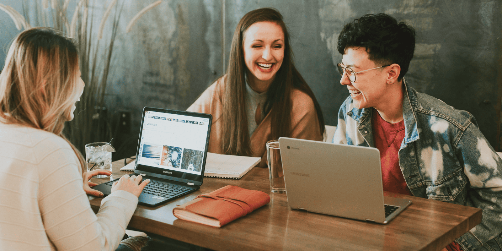 下班後的英文學習：讓台商上班族能彈性選課（圖片來源：Unsplash）