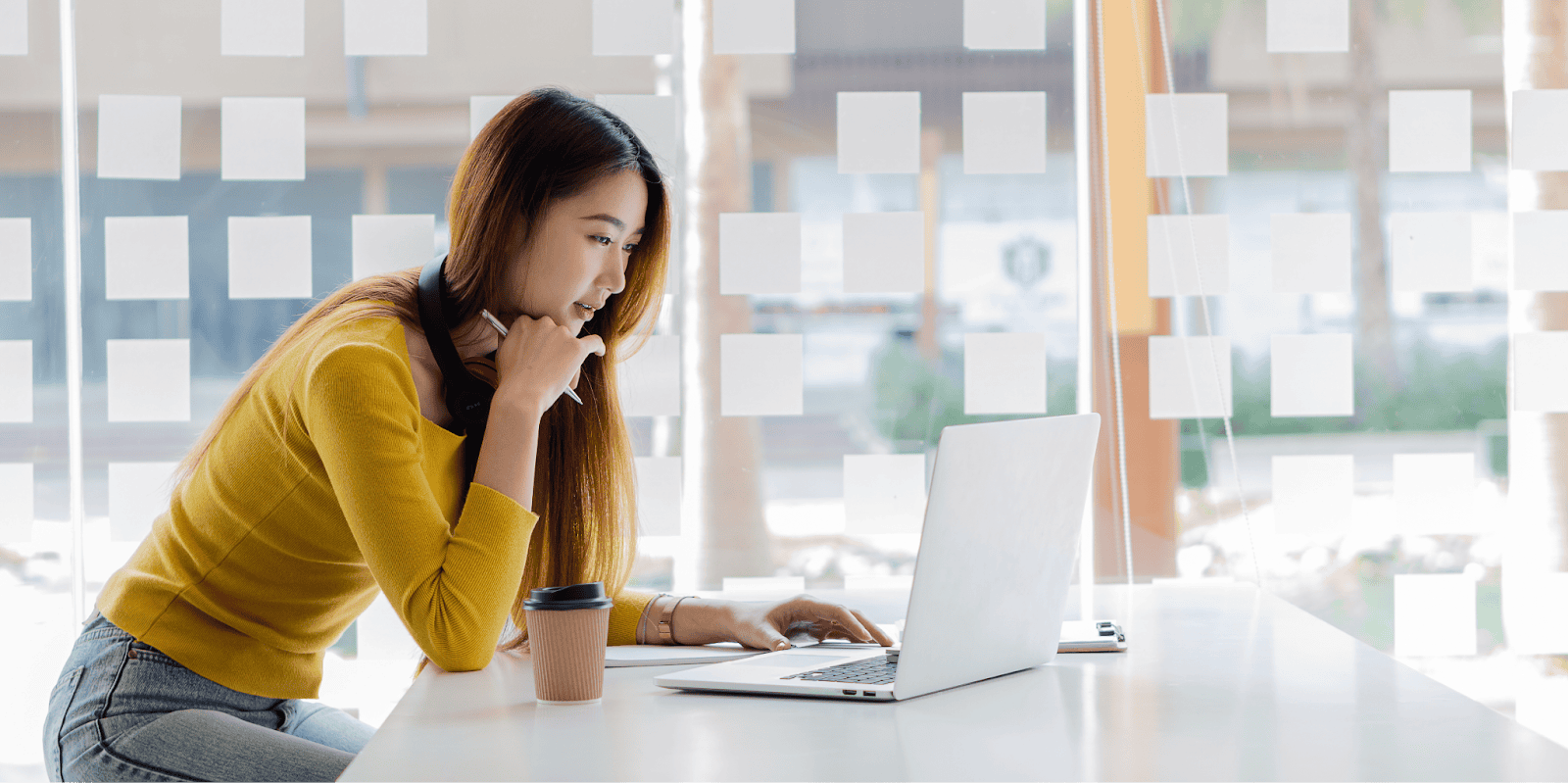 上班族英文學習的必修課：突破職場瓶頸的關鍵（圖片來源：Adobe stock image）