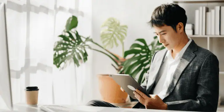 上班族英文進修篇：學習英文方法與資源一次看（圖片來源：Adobe stock image）